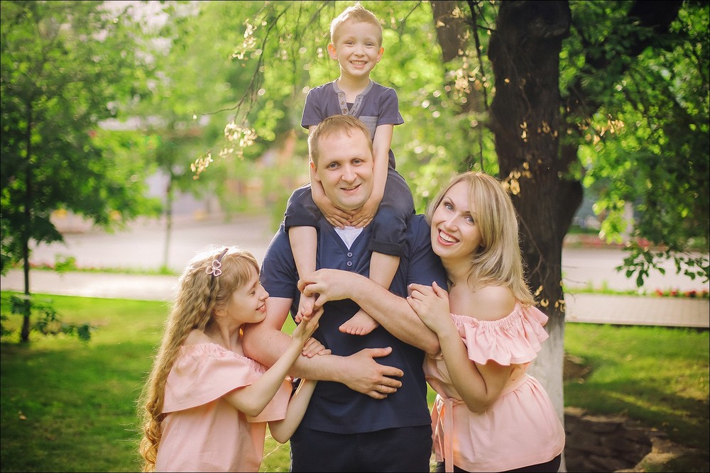 Family - Смеяться в Тюмени