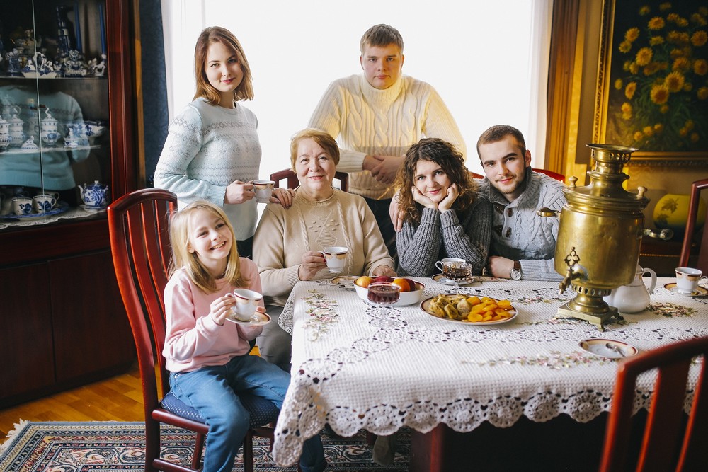 Family - Надежде Федоровне 70. Подарок от внуков.