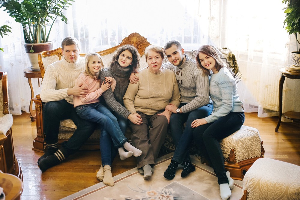 Family - Надежде Федоровне 70. Подарок от внуков.