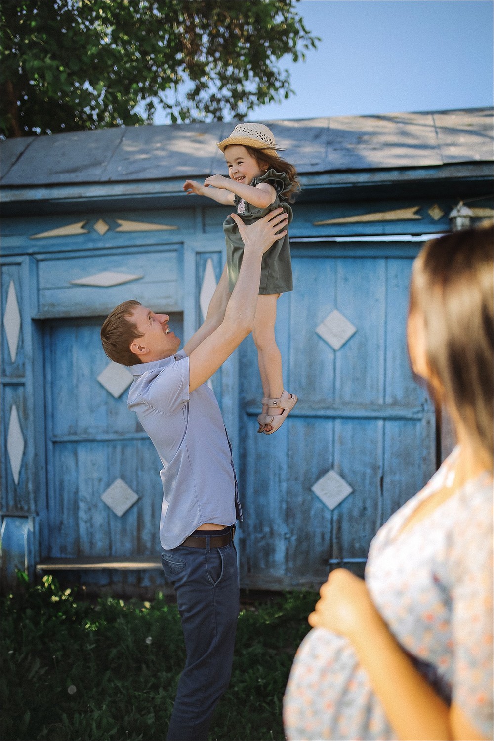 Family - В деревне