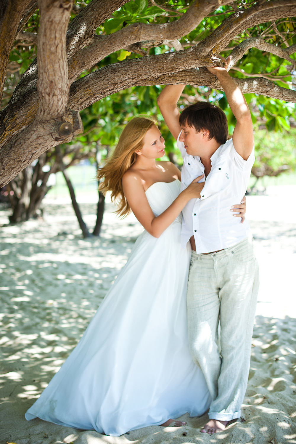 ALEX & JULIA