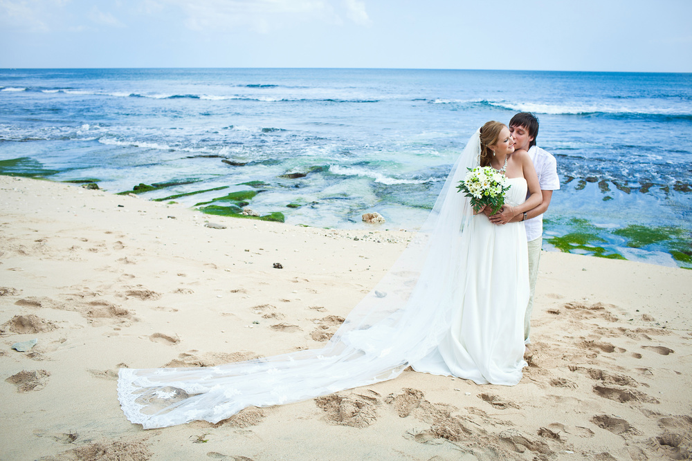 ALEX & JULIA