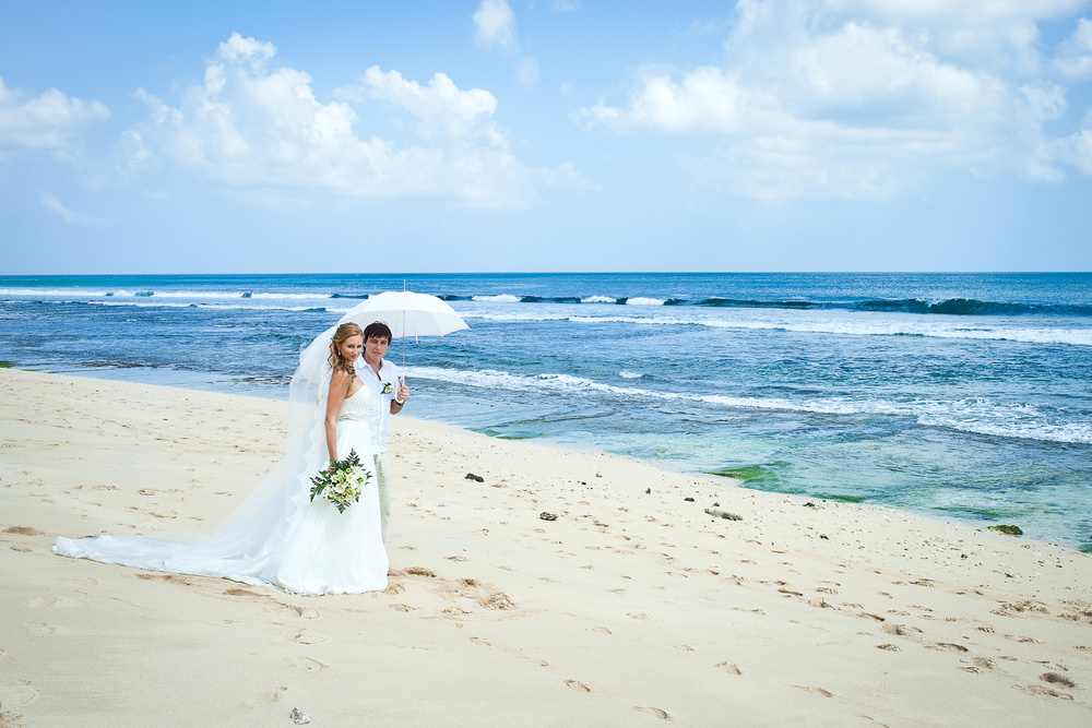 ALEX & JULIA