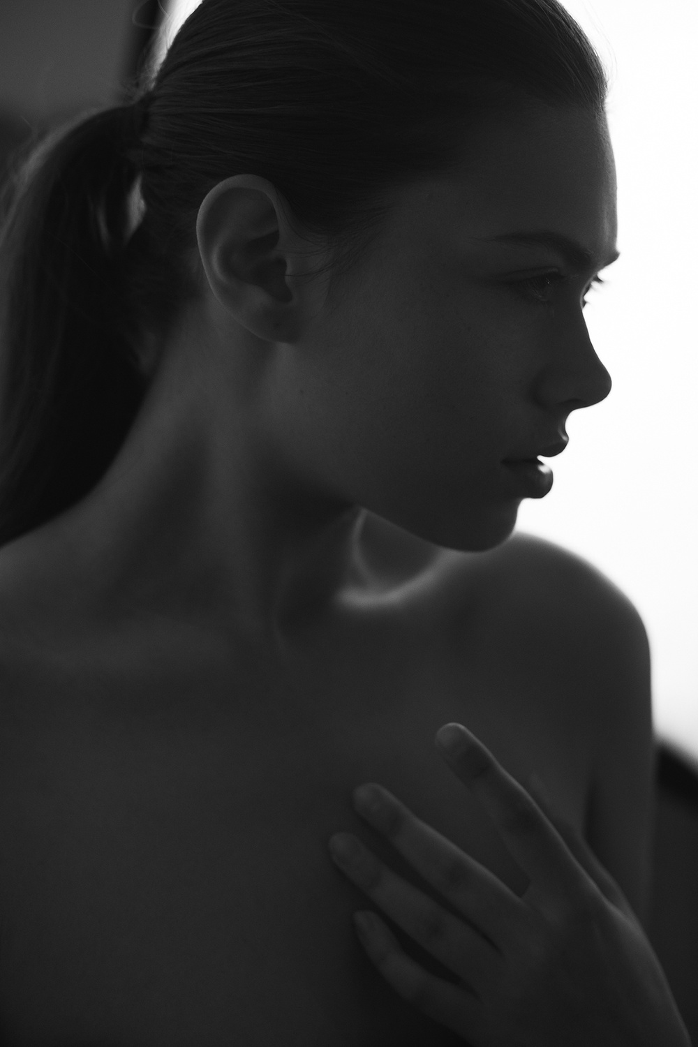 NUDE