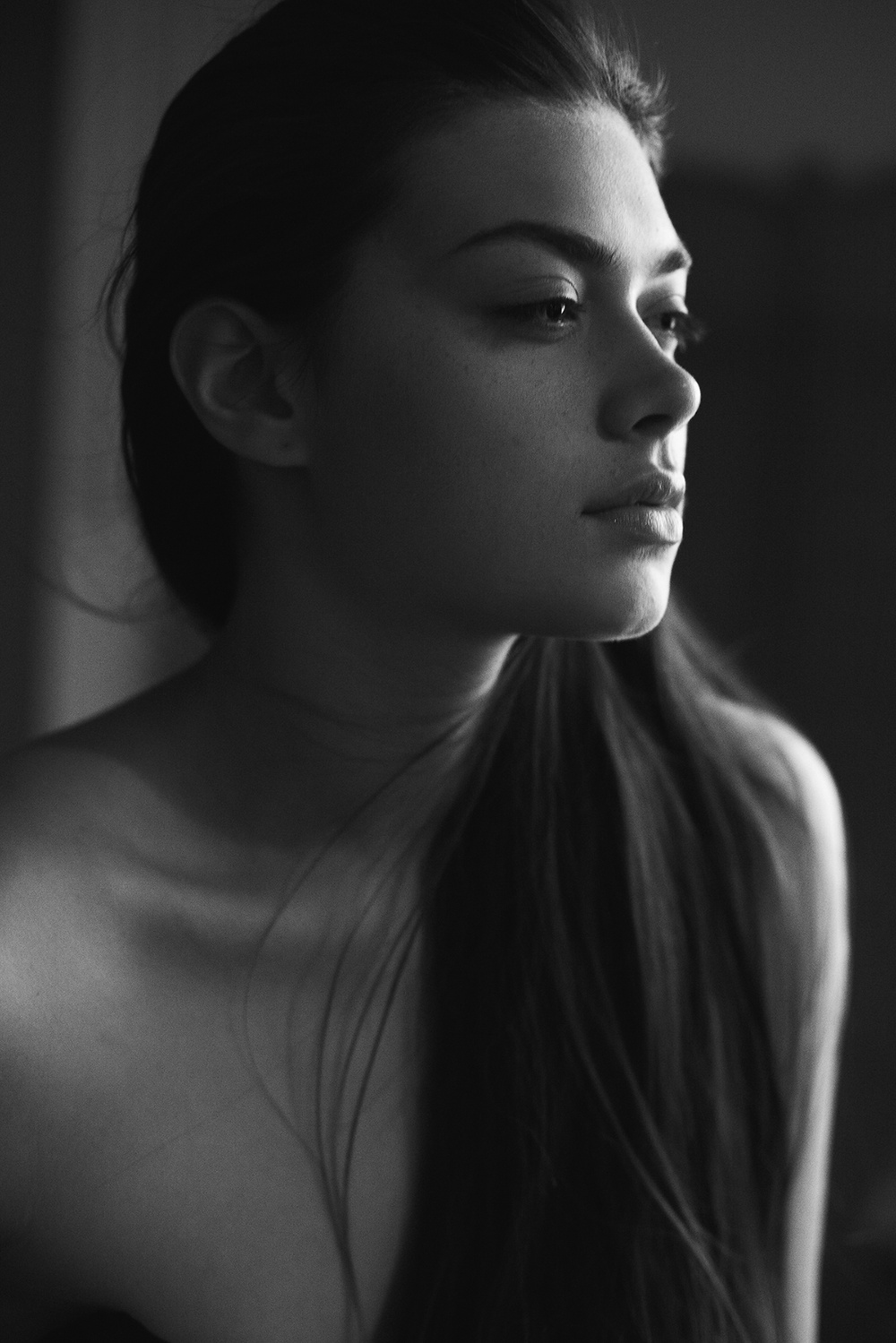 NUDE